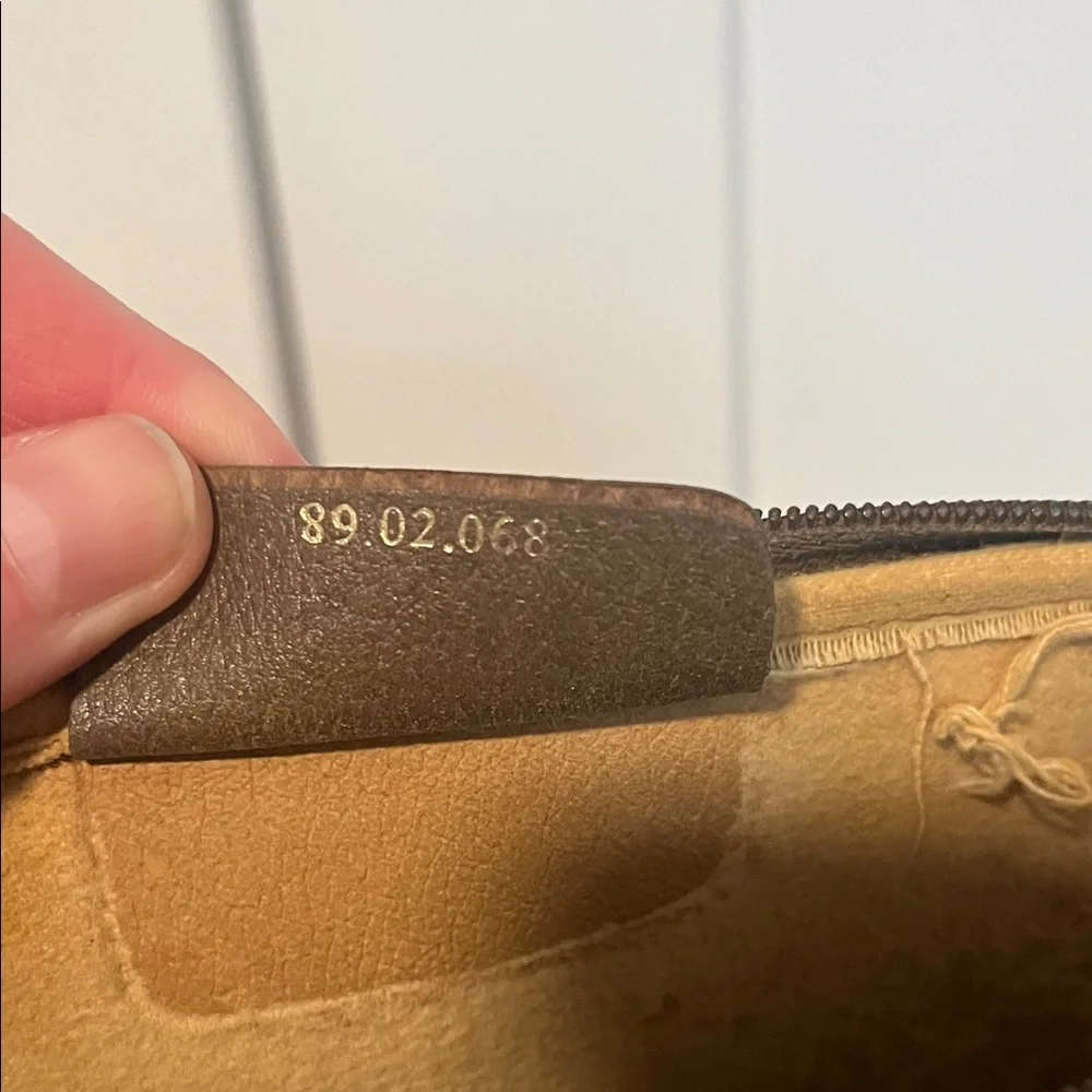 Gucci Beige & Brown GG Supreme Crossbody Bag - Picture 12 of 12